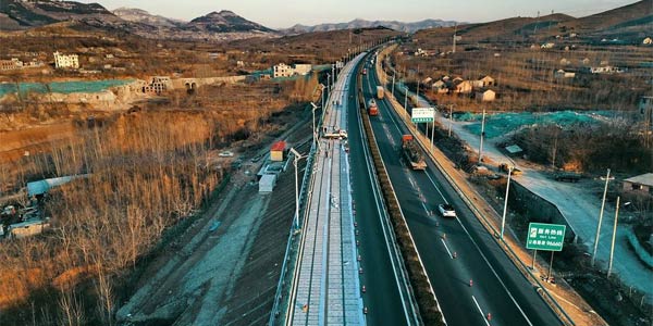 光伏路