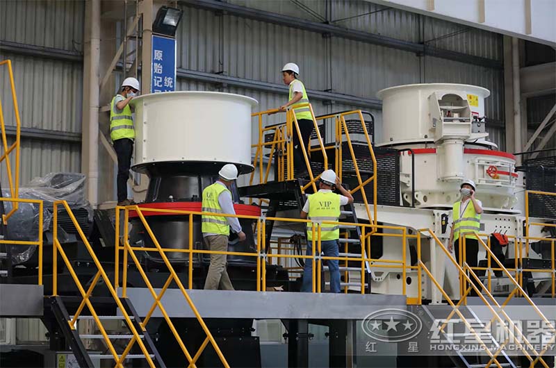 圆锥破碎机运行稳定、耐磨性好