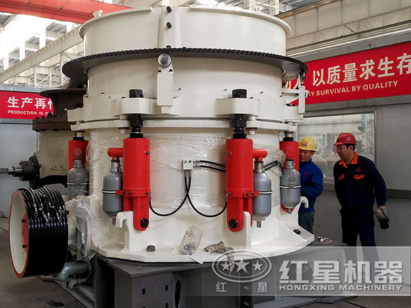 液压重型圆锥破