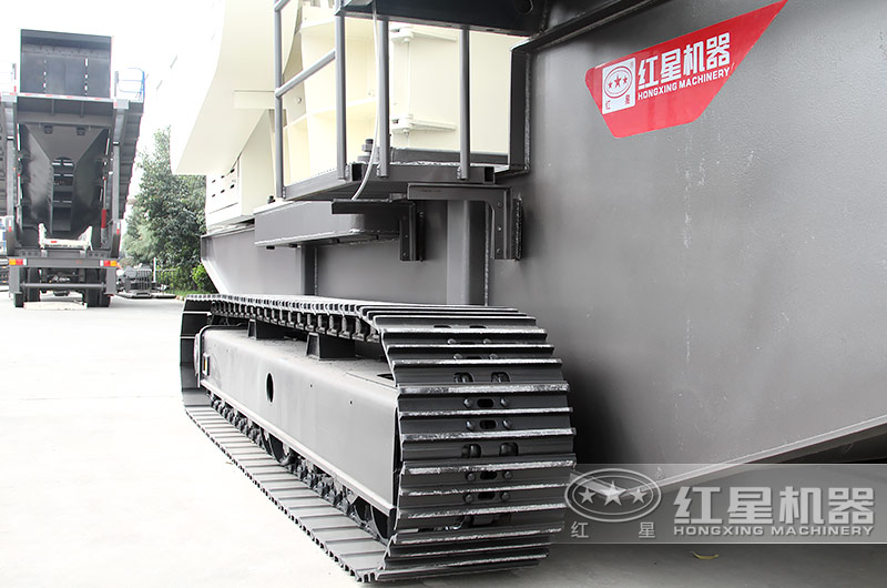 履带建筑垃圾破碎机更强耐磨底盘