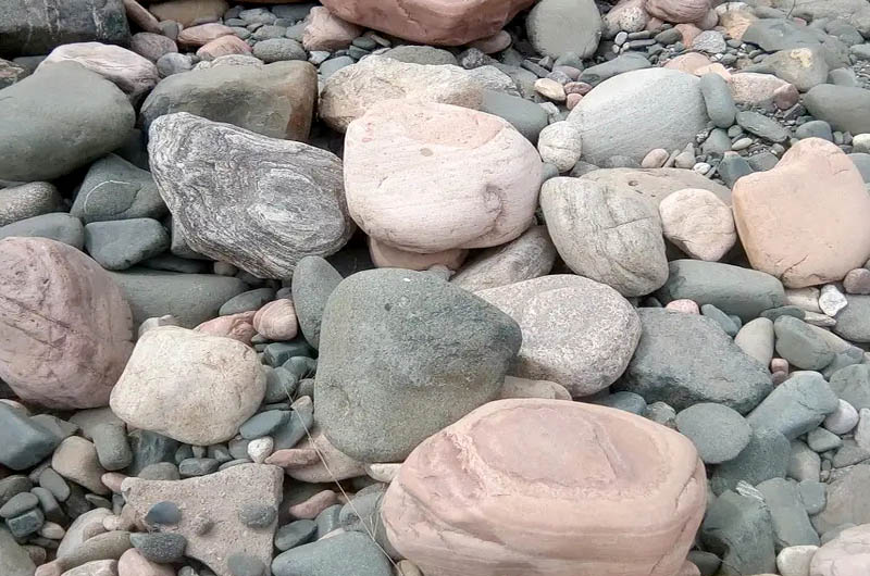 河卵石