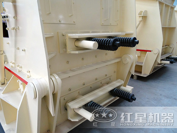 反击式破碎机细节