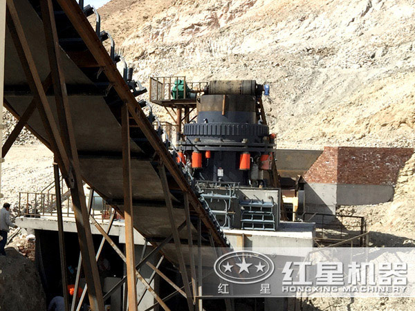 智能的高产圆锥破碎机是个“工作狂”