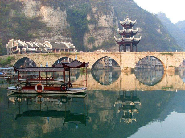 鹅卵石破碎生产线奔赴湖南