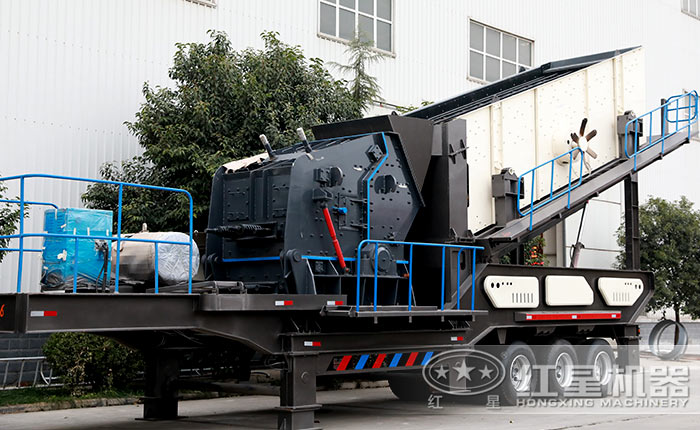 建筑用石料采用300吨移动式颚式破碎机配置可靠_价格亲民