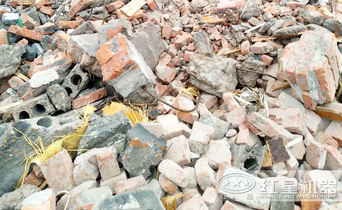 流动式建筑垃圾破碎生产线-堆建筑垃圾的“好驴友”