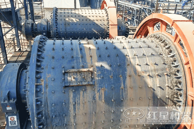 有关水泥球磨机型号与参数详析