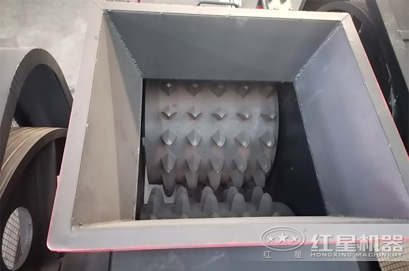 双齿辊
