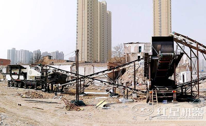 移动建筑垃圾骨料破碎机用履带还是轮胎的好？